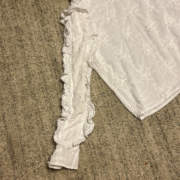 AP.NY Ruffle Detail Blouse With Over Embroidery - White medium - Picture 6 of 10